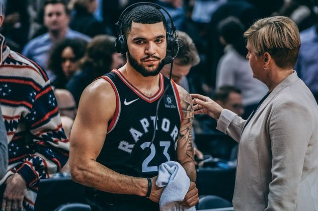 格而被球迷 格而被球迷