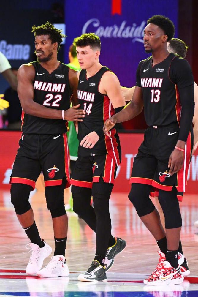 行业影响与 行业影响与